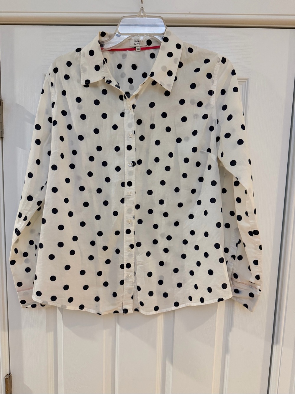 Ladies Size Large "crown & ivy" White Blouse with Black Polka Dots GUC